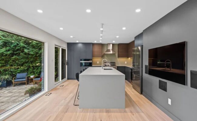 Select Urban General Contractors Inc. — Open-concept kitchen