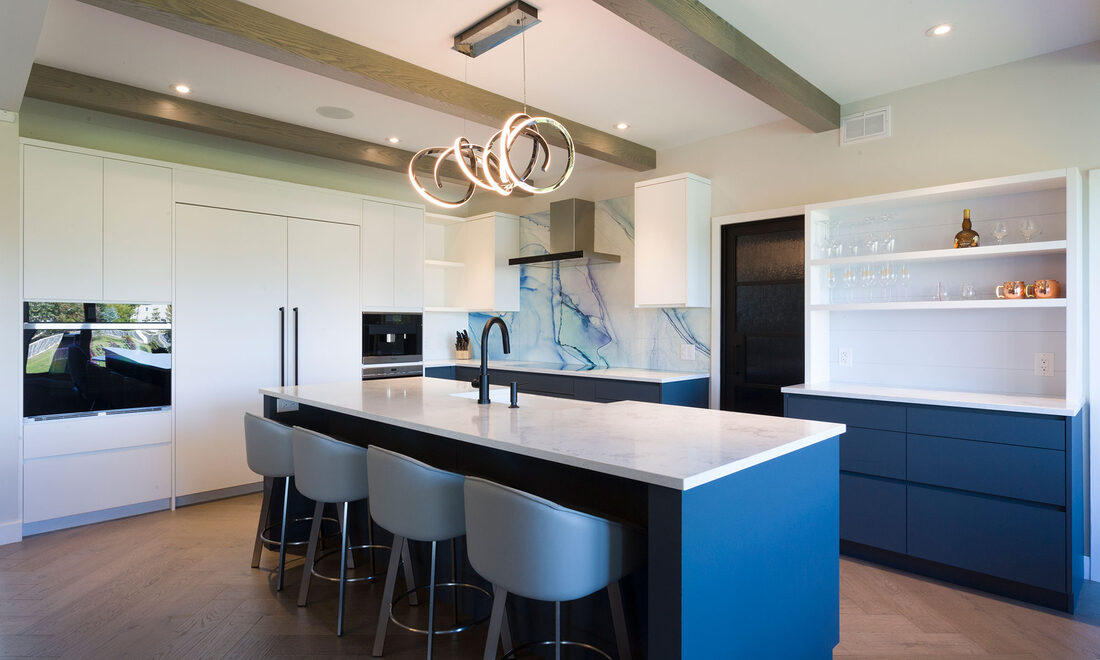Harwood Design Builders — Open-concept kitchen